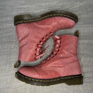 Dr Martens 1460 Pascal Women’s 8 Glitter Pink Combat Boots